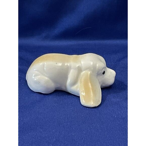 Vintage Pair of Porcelain Tan and White Hound Dog Figurine - Picture 2 of 11
